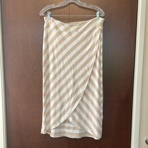 Athleta Striped Beige and White Women's Skirt